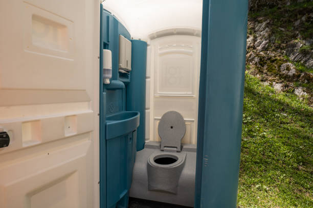 Porta potty rental for outdoor events in Mcdade, TX